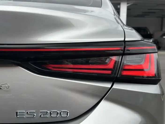 Lexus ES 2025 Model 200 Premium – фото 7
