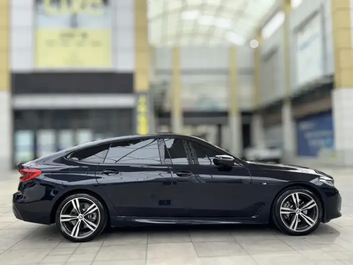 BMW 6 Series GT 2022 Model 630i M Sports Set – фото 7