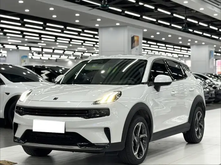 Lynk & Co 06 EM-P 2023 Model PHEV Remix Pro