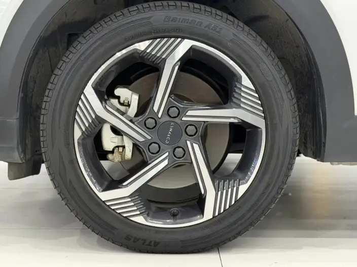 Lynk & Co 06 EM-P 2023 Model PHEV Remix Pro – фото 10