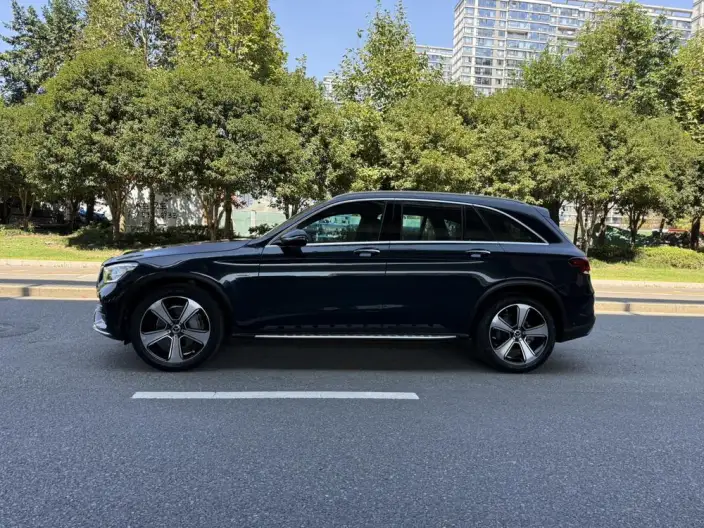 Mercedes-Benz GLC 2022 Model GLC 300 L 4MATIC Dynamic Model Collector Edition – фото 4