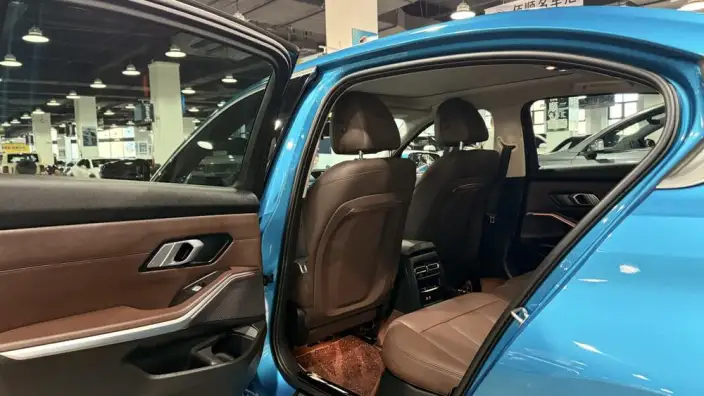 BMW i3 2023 Model eDrive40L Night Set – фото 9