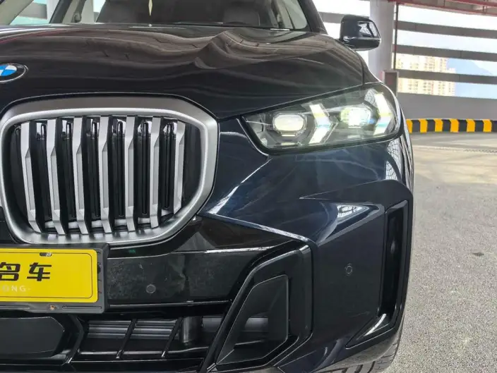 BMW X5 2023 Model xDrive30Li Exclusive Model M Sports Night Set – фото 10