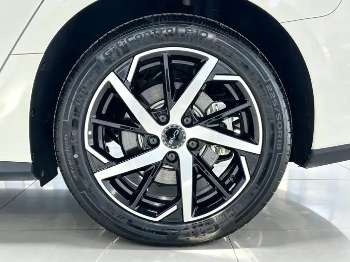 BYD Seal 07DM 2026 Model DM-i 230KM Flagship Model – фото 9