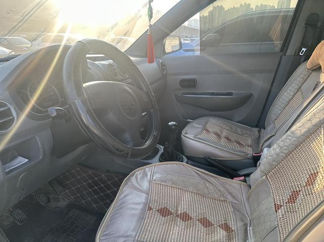 Wuling Hongguang 2010 модификация 1.2L Manual Basic – фото 6
