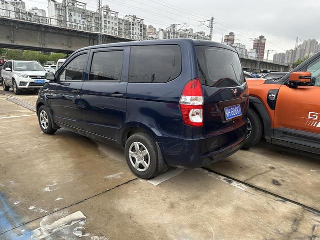 Wuling Hongguang 2010 модификация 1.2L Manual Basic – фото 7
