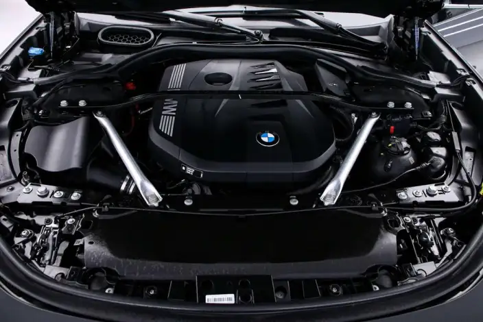 BMW 7 Series 2023 Model 735Li M Sports Set – фото 5