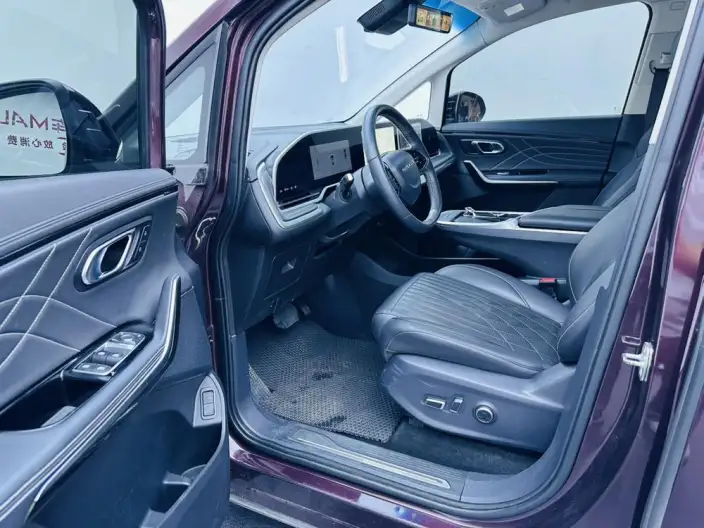 Maxus G90 2022 Model 2.0T Xingyun VII seat Edition – фото 8