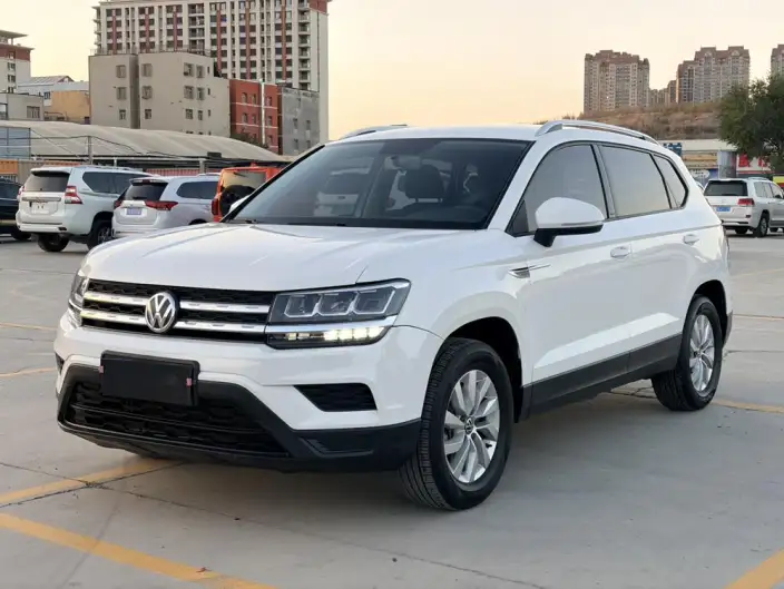 Volkswagen Tharu 2021 Model 280TSI 2WD Fashion edition – фото 1