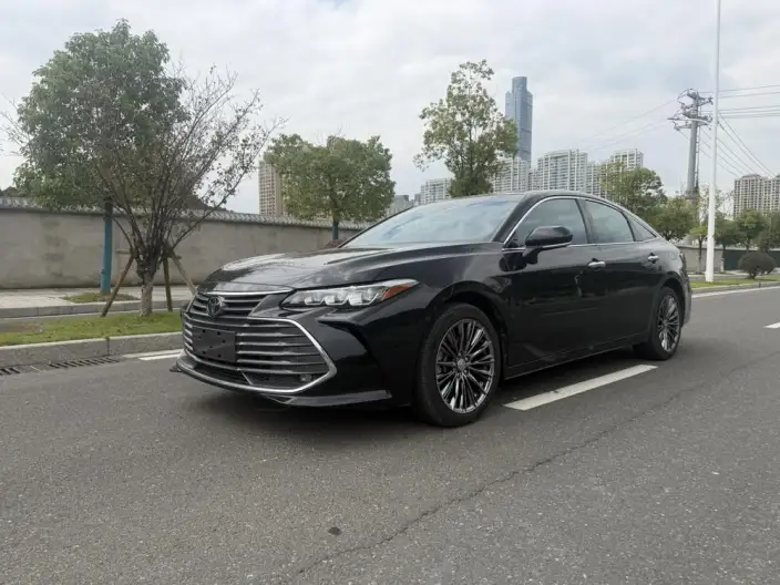 Toyota Avalon 2022 Model 2.0L Deluxe Edition – фото 1