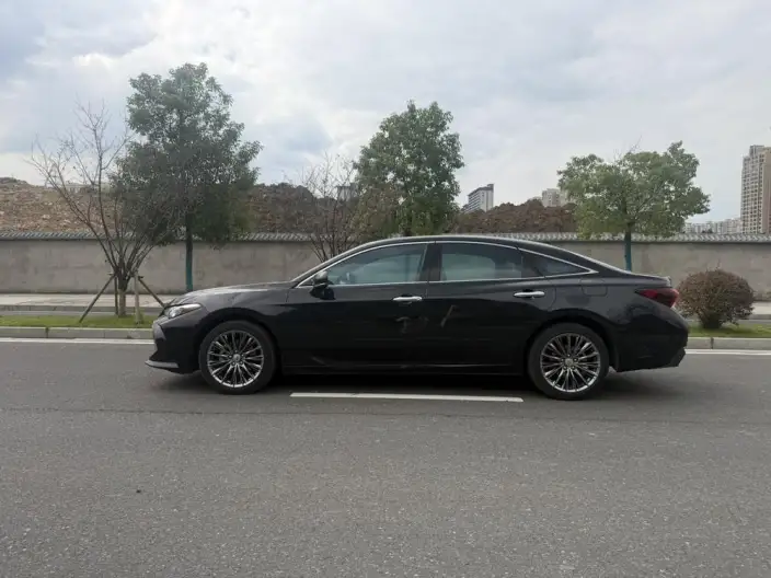 Toyota Avalon 2022 Model 2.0L Deluxe Edition – фото 4