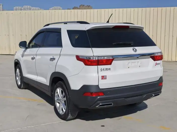 Fengguang S560 2021 Model Facelift 1.5T CVT Elite Model 7 seat – фото 4