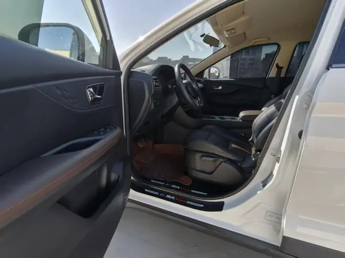 Fengguang S560 2021 Model Facelift 1.5T CVT Elite Model 7 seat – фото 9