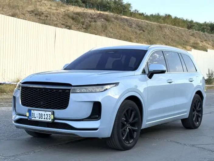 Li Auto ONE 2021 Model Extended Range 6 seat Edition – фото 1
