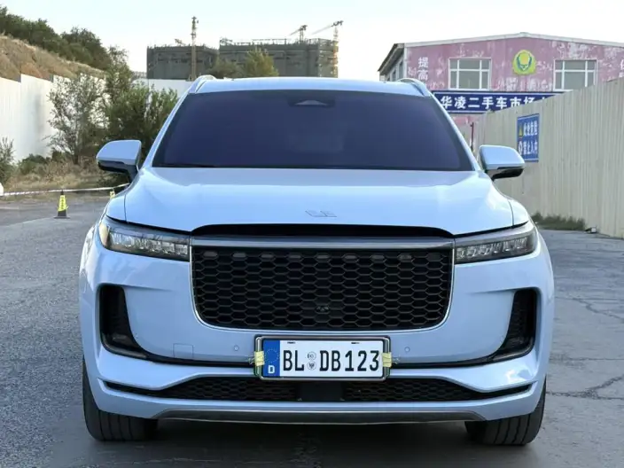 Li Auto ONE 2021 Model Extended Range 6 seat Edition – фото 2