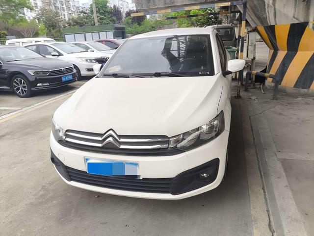 Citroën Elysée Модель 2018 года 1.6L автоматическое Fashion – фото 2