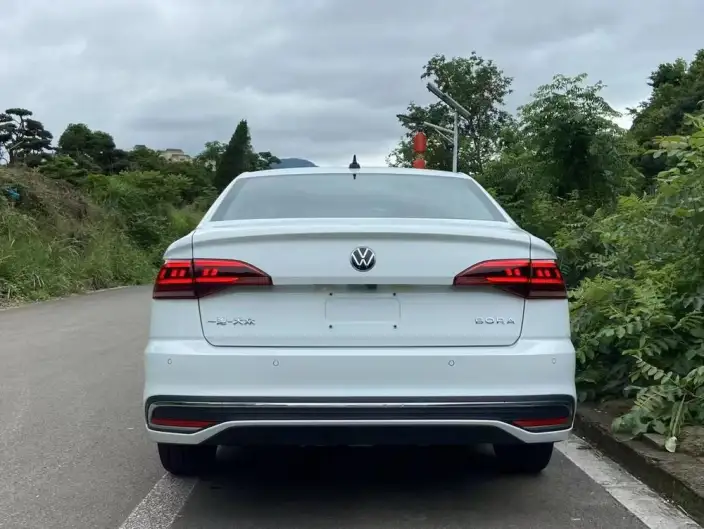 Volkswagen Bora 2023 Model 1.5L Automatic Smooth Ride Limited edition – фото 5