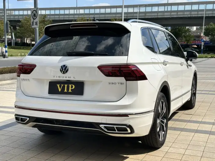 Volkswagen Tiguan L 2022 Model 330TSI Automatic 2WD R-Line Enjoy the version more – фото 7