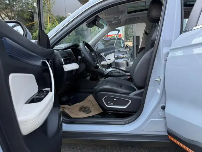 Geely Boyue 2022 Model Geely Boyue X 1.8TD DCT Smart Connect Model – фото 9