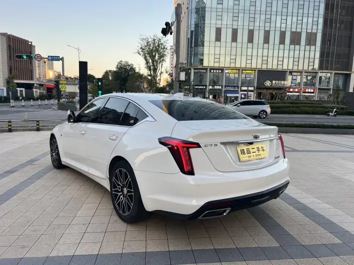 Cadillac CT5 2022 Model 28T Luxury Model