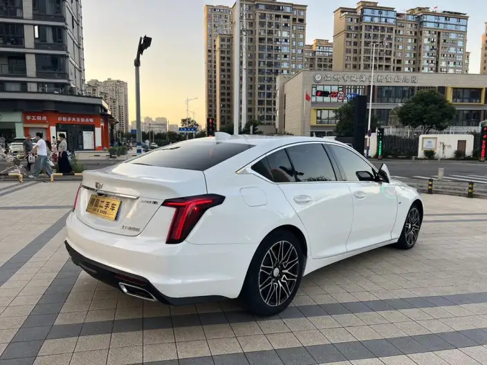 Cadillac CT5 2022 Model 28T Luxury Model – фото 6