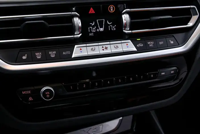 BMW X3 2023 Model xDrive30i Exclusive Model M Night Set – фото 9