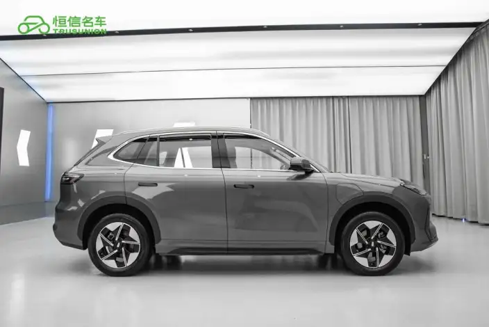 Geely Galaxy E5 2026 Model 610km Tiggo + Edition – фото 7