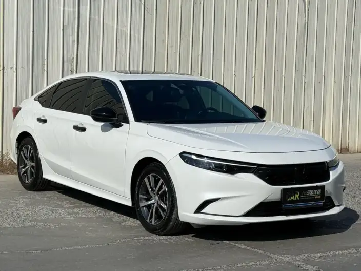 Model Ge 2023 Model 240TURBO CVT Leading version – фото 3