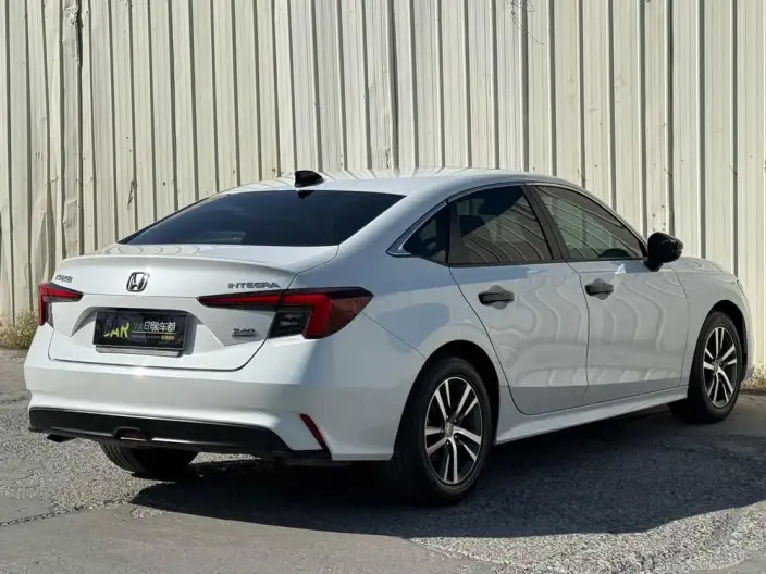 Model Ge 2023 Model 240TURBO CVT Leading version – фото 6