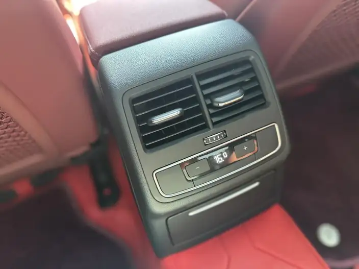 Audi A4 L 2024 Model 40 TFSI Luxury Dynamic Model – фото 10