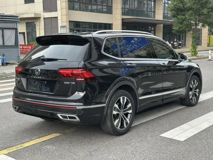 Volkswagen Tiguan L 2022 Model 330TSI Automatic 2WD R-Line Enjoy the version more – фото 7