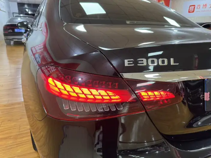 Mercedes-Benz E-Class 2022 Model E 300 L Noble Model sedan – фото 7