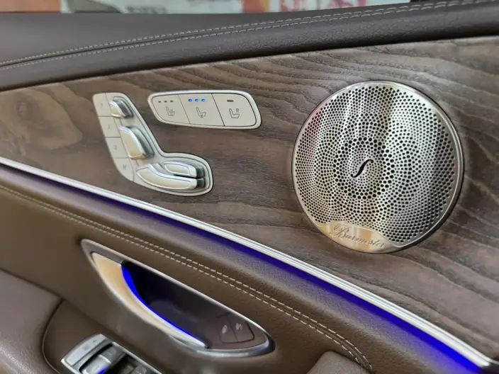 Mercedes-Benz E-Class 2022 Model E 300 L Noble Model sedan – фото 9