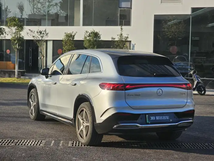 Mercedes-Benz EQS SUV 2023 Model EQS 450 4MATIC Pioneer Edition – фото 4