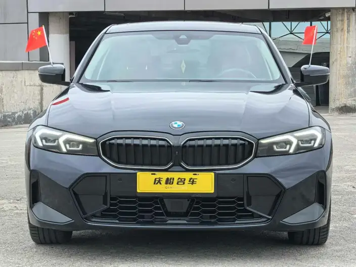 BMW 3 Series 2025 Model 330Li M Sports Night Set – фото 2