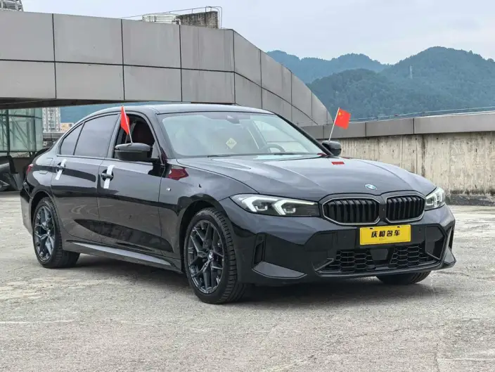 BMW 3 Series 2025 Model 330Li M Sports Night Set – фото 3