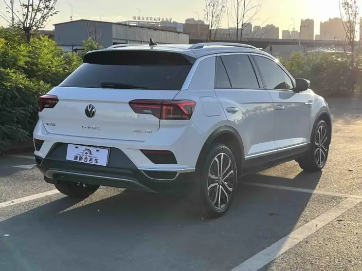 Volkswagen T-Roc 2022 Model 280TSI DSG 2WD R-Line Pro PLUS – фото 6