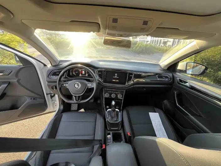 Volkswagen T-Roc 2022 Model 280TSI DSG 2WD R-Line Pro PLUS – фото 8