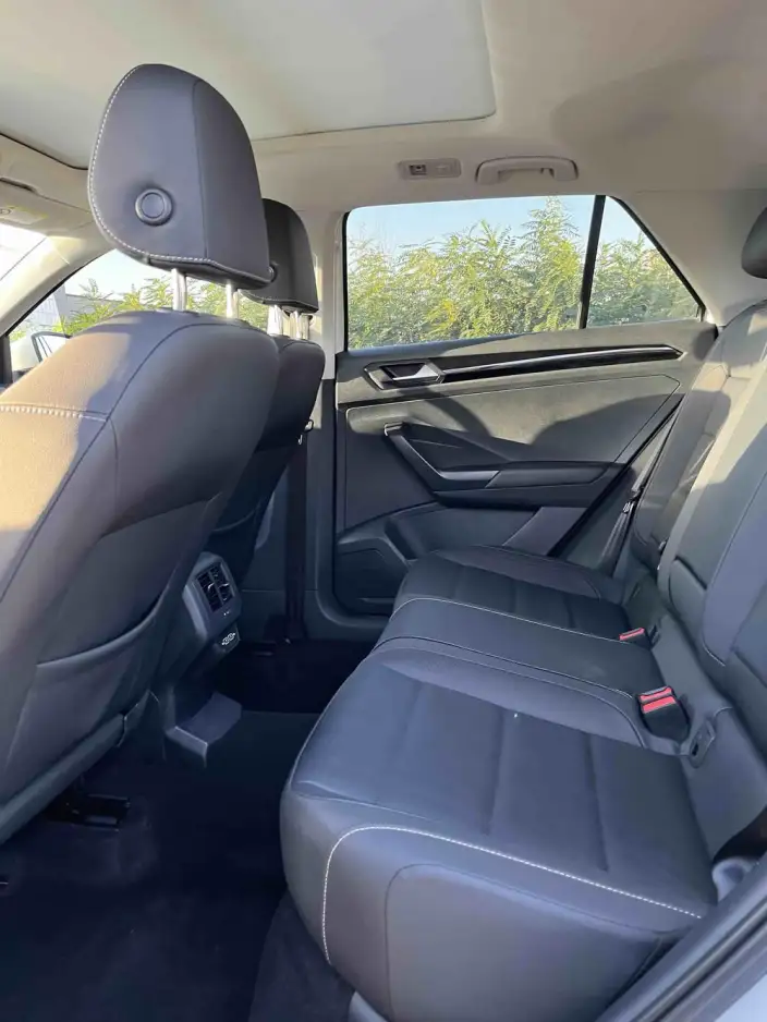 Volkswagen T-Roc 2022 Model 280TSI DSG 2WD R-Line Pro PLUS – фото 9
