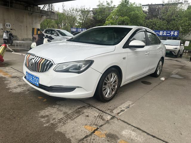 Buick Excelle 2015 модификация 15N Automatic Elite – фото 1