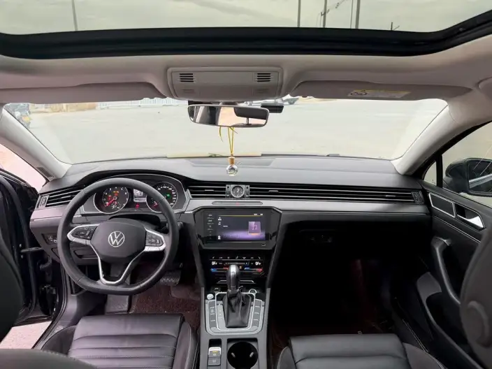 Volkswagen Magotan 2021 Model 330TSI DSG 30th Anniversary Memorial Edition – фото 7