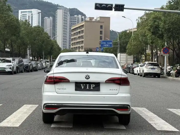 Volkswagen Bora 2023 Model 1.5L Automatic Smooth Ride Limited edition – фото 6