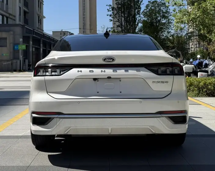 Ford Mondeo 2022 Model EcoBoost 245 Supreme Model – фото 5