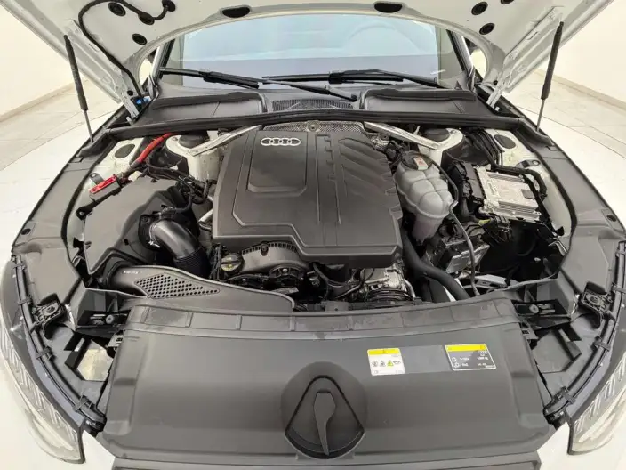 Audi A4 L 2023 Model 40 TFSI Luxury Dynamic Model – фото 9