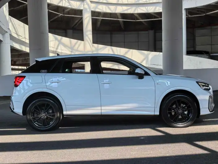 AUDI Q2L 2022 Model 35 TFSI Enterprising Dynamic Model – фото 6