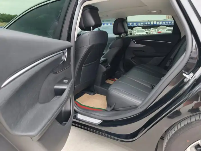 Buick LaCrosse 2023 Model 28T Automatic Yue Zun Edition – фото 10