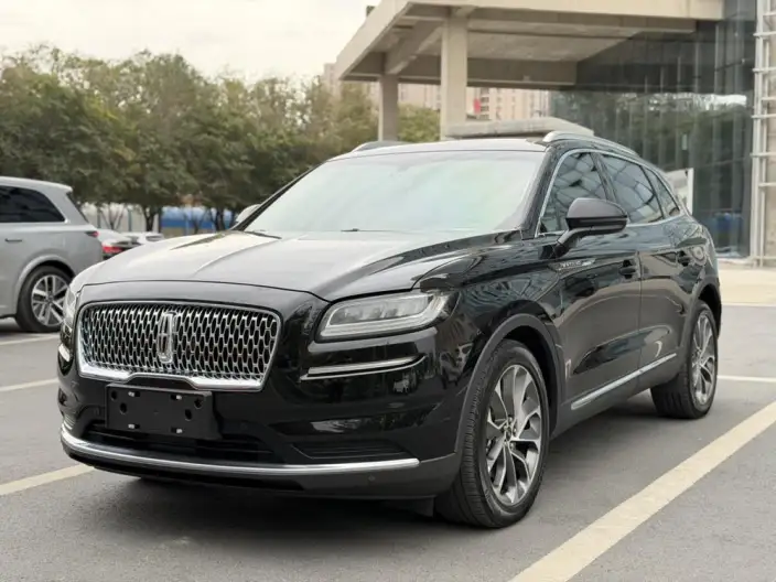 Nautilus 2021 Model 2.0T 4WD Exclusive Edition