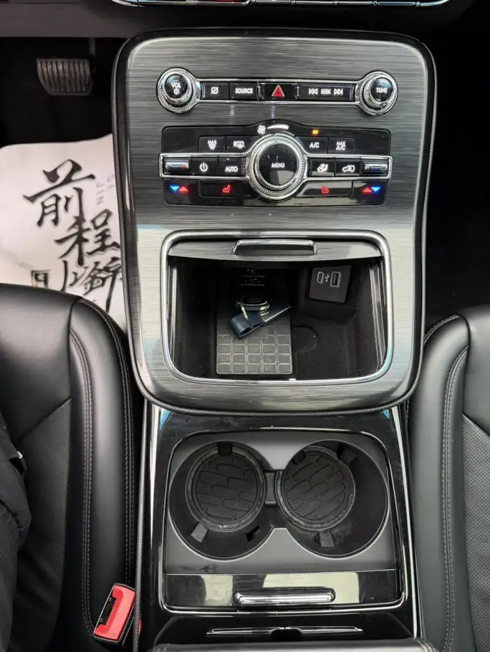 Nautilus 2021 Model 2.0T 4WD Exclusive Edition – фото 10