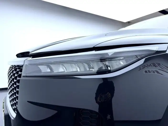 Li Auto ONE 2021 Model Extended Range 6 seat Edition – фото 8