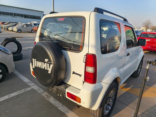 Jimny import 2016 модификация 1.3L автоматическое 4WD 4 seat параллельный импорт Imported – фото 3